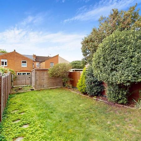 Spacious 2Bd Apartment Cricklewood London Eksteriør billede