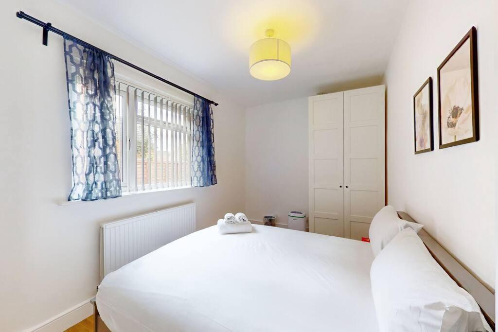 Spacious 2Bd Apartment Cricklewood London Eksteriør billede